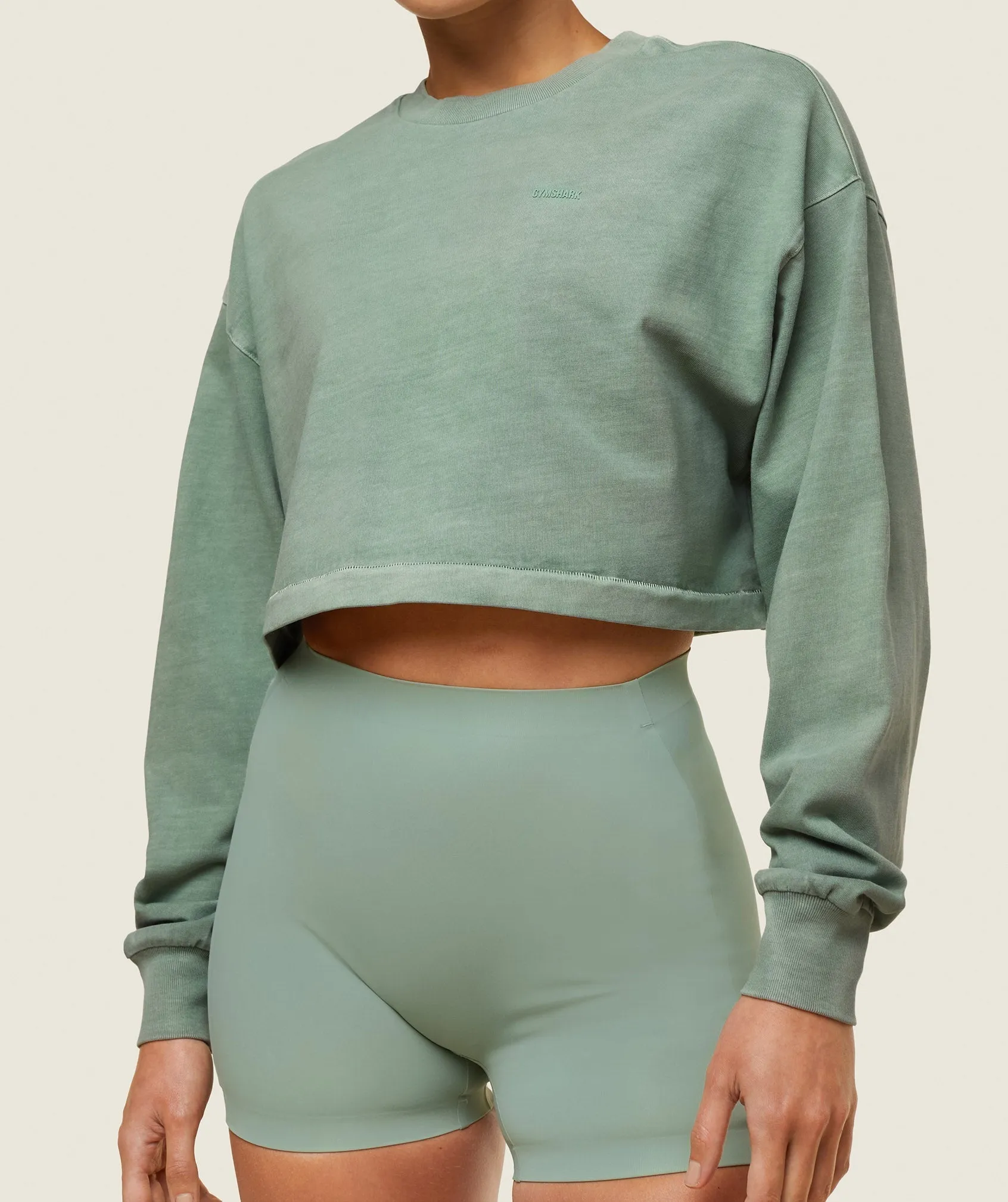 Gymshark everywear Cropped Long Sleeve Tee - Dollar Green