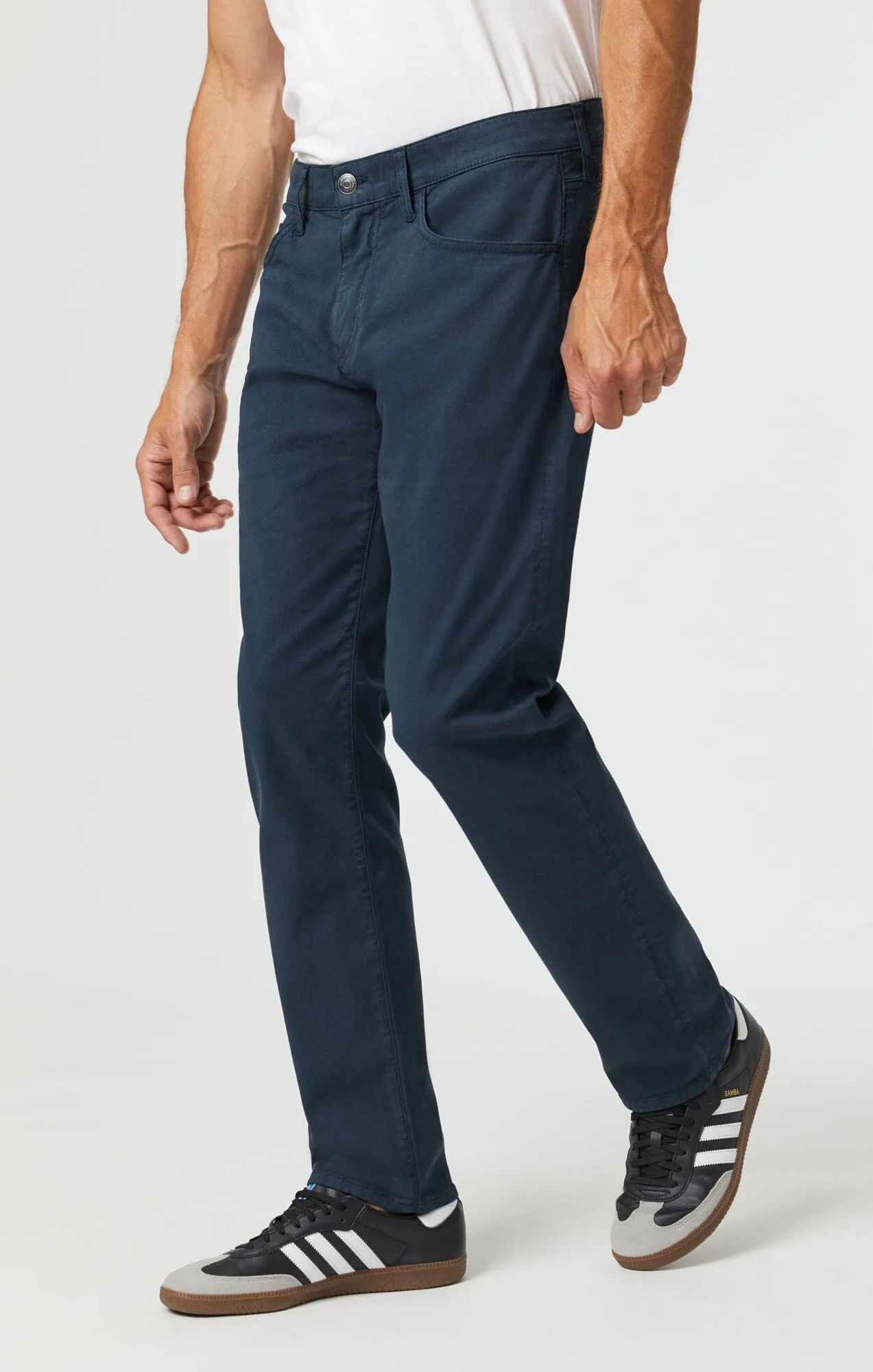 MARCUS SLIM STRAIGHT LEG IN DARK NAVY LUXE TWILL